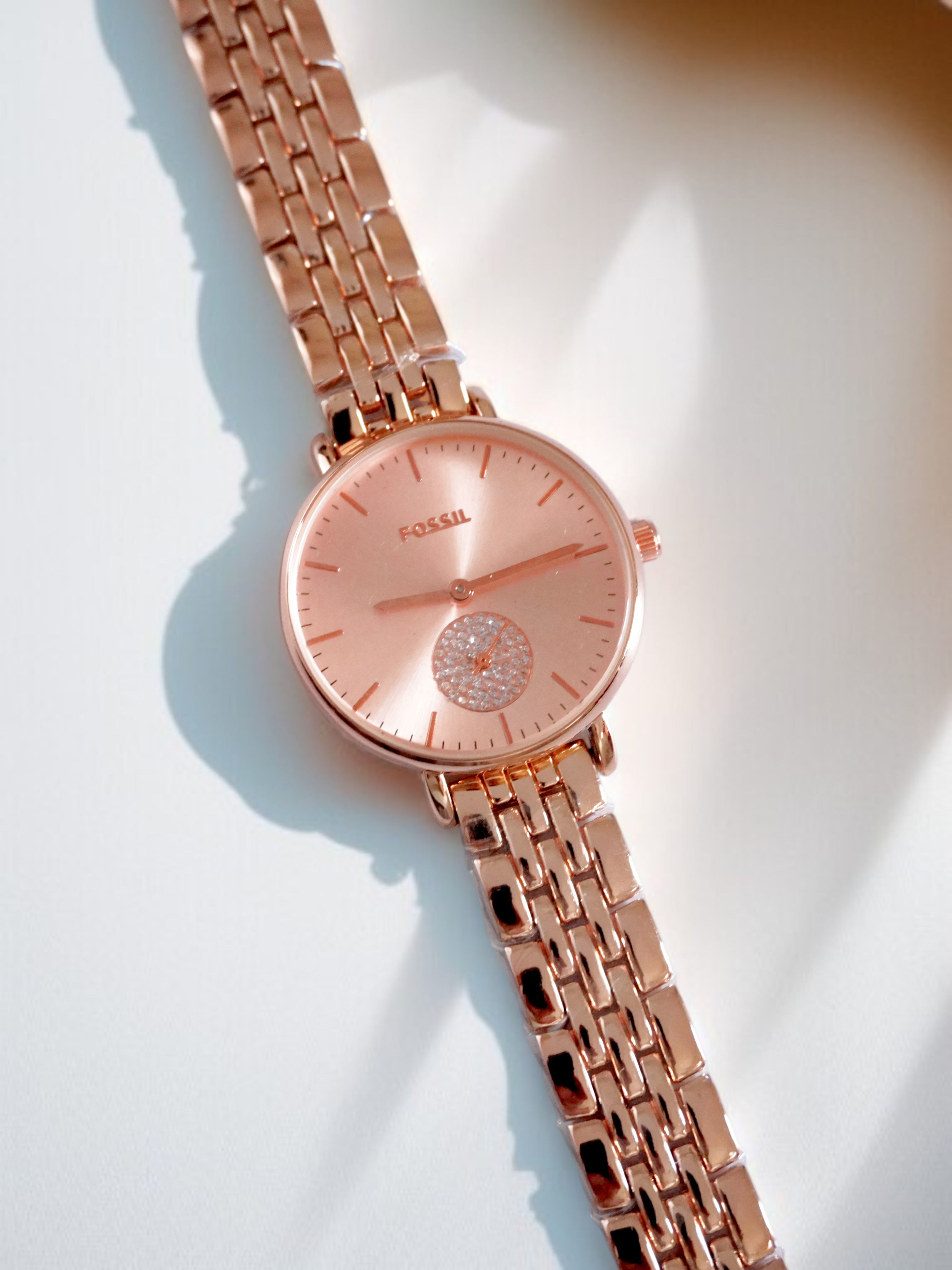 Fossil (FS552) Women’s Rose Gold Analog Watch – 34mm Classic Stainless Steel Strap